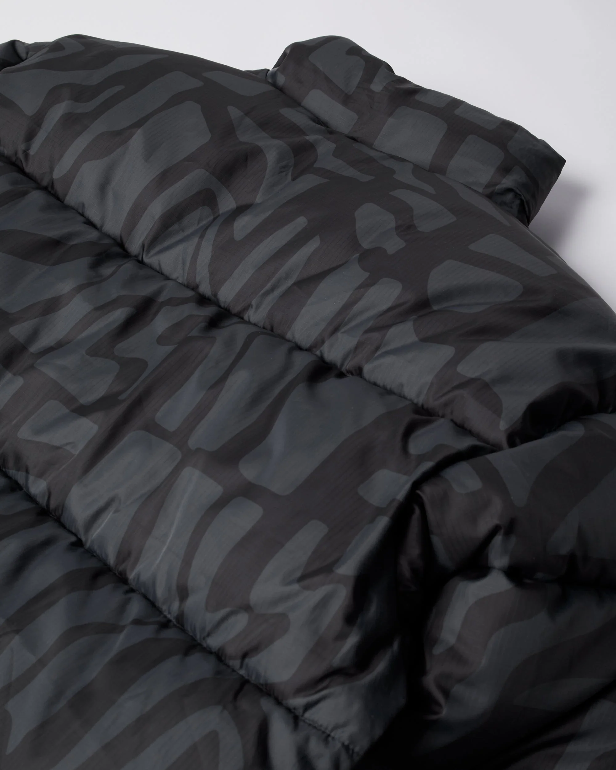 Broken ftp puffer jacket - Image 10