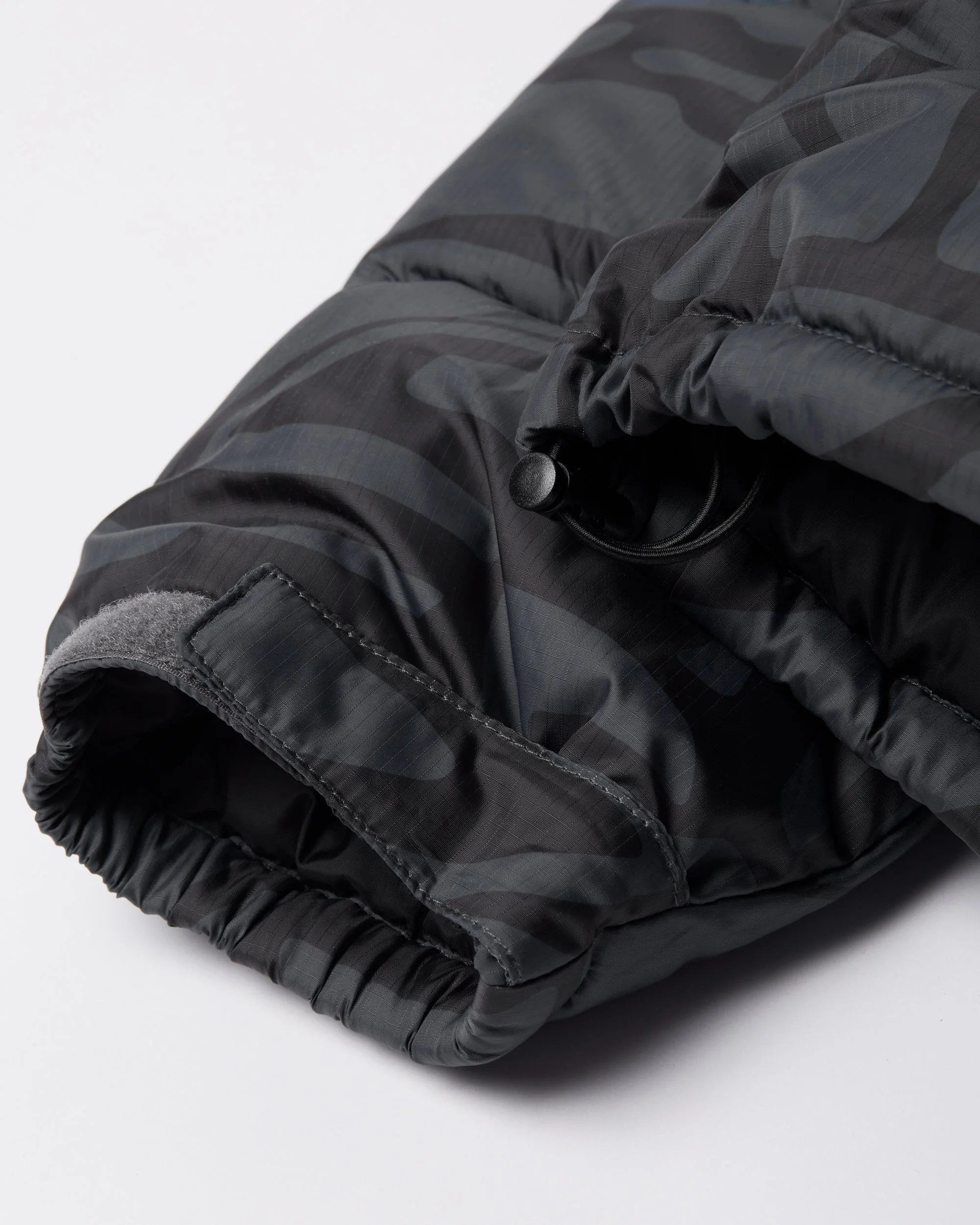 Broken ftp puffer jacket - Image 11