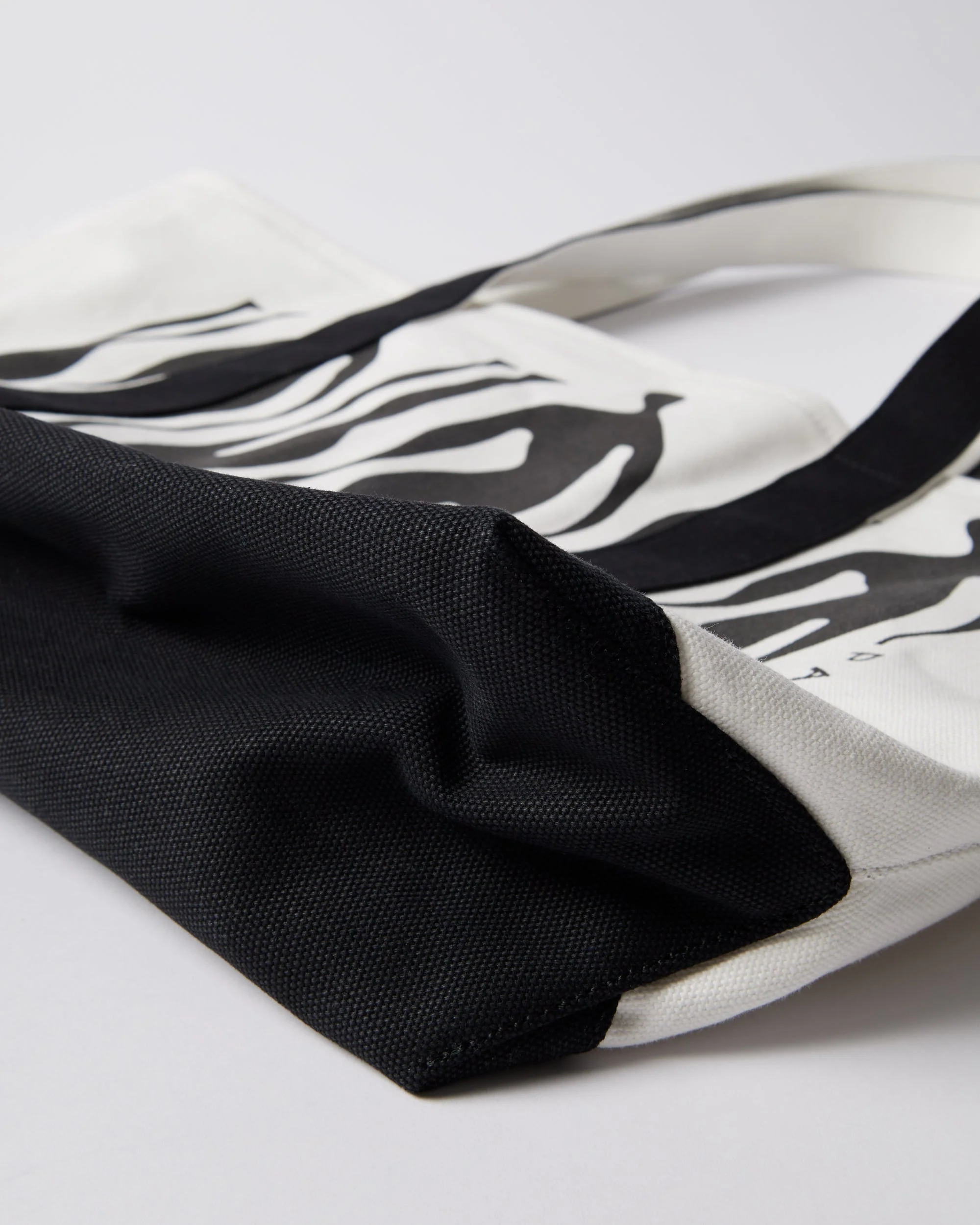 Connected guy bag - Image 7