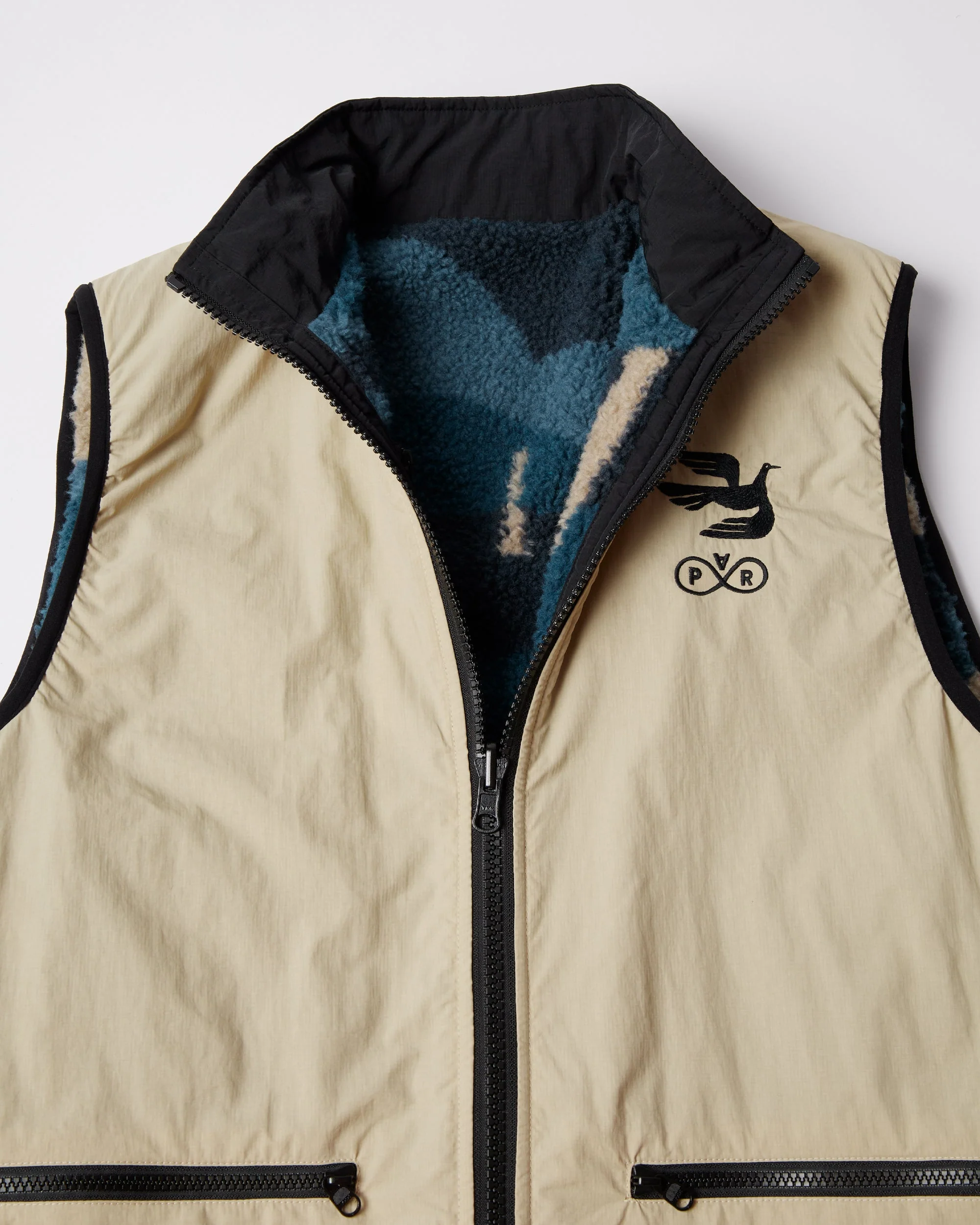 Infinite bird reversible vest - Image 12
