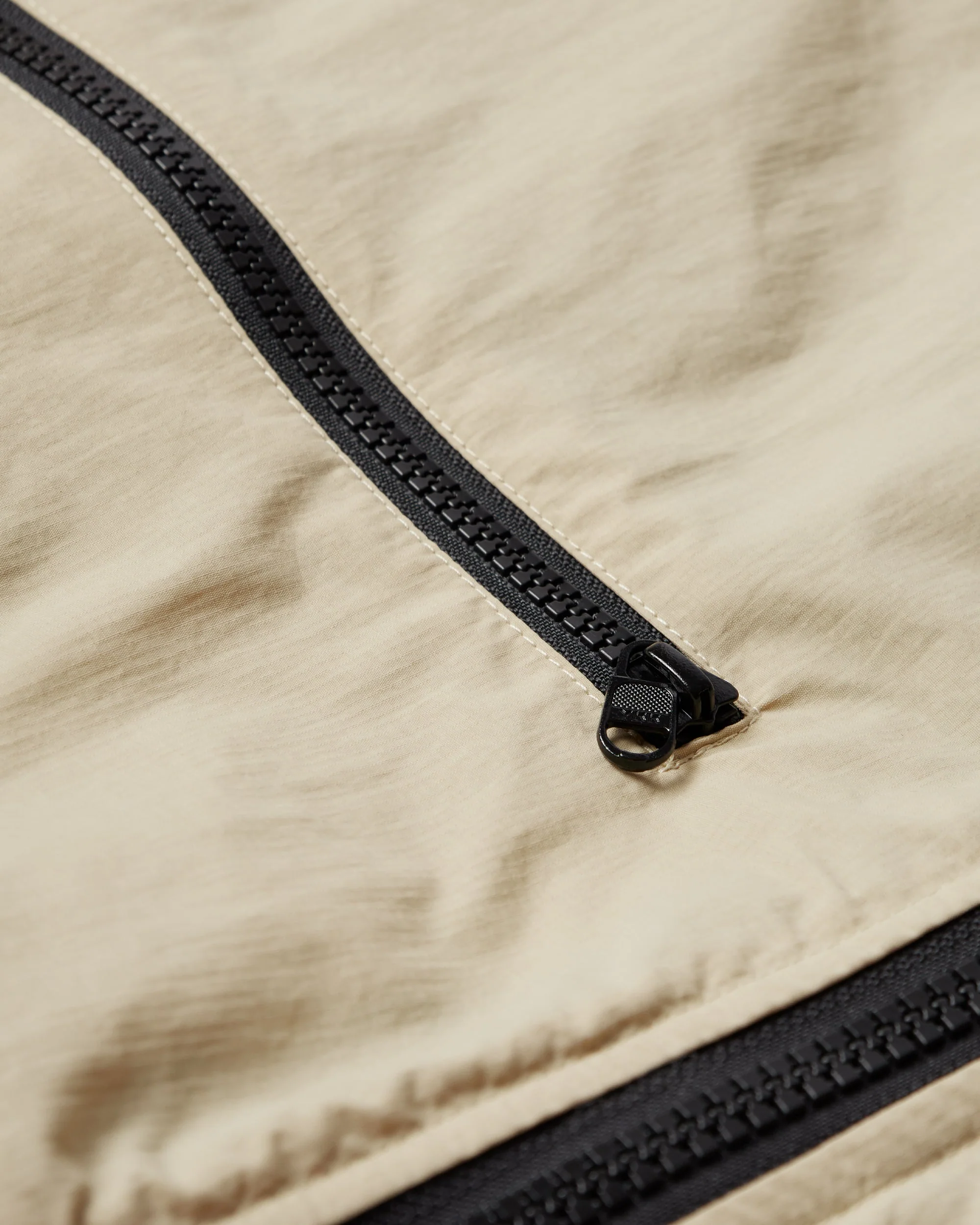 Infinite bird reversible vest - Image 14