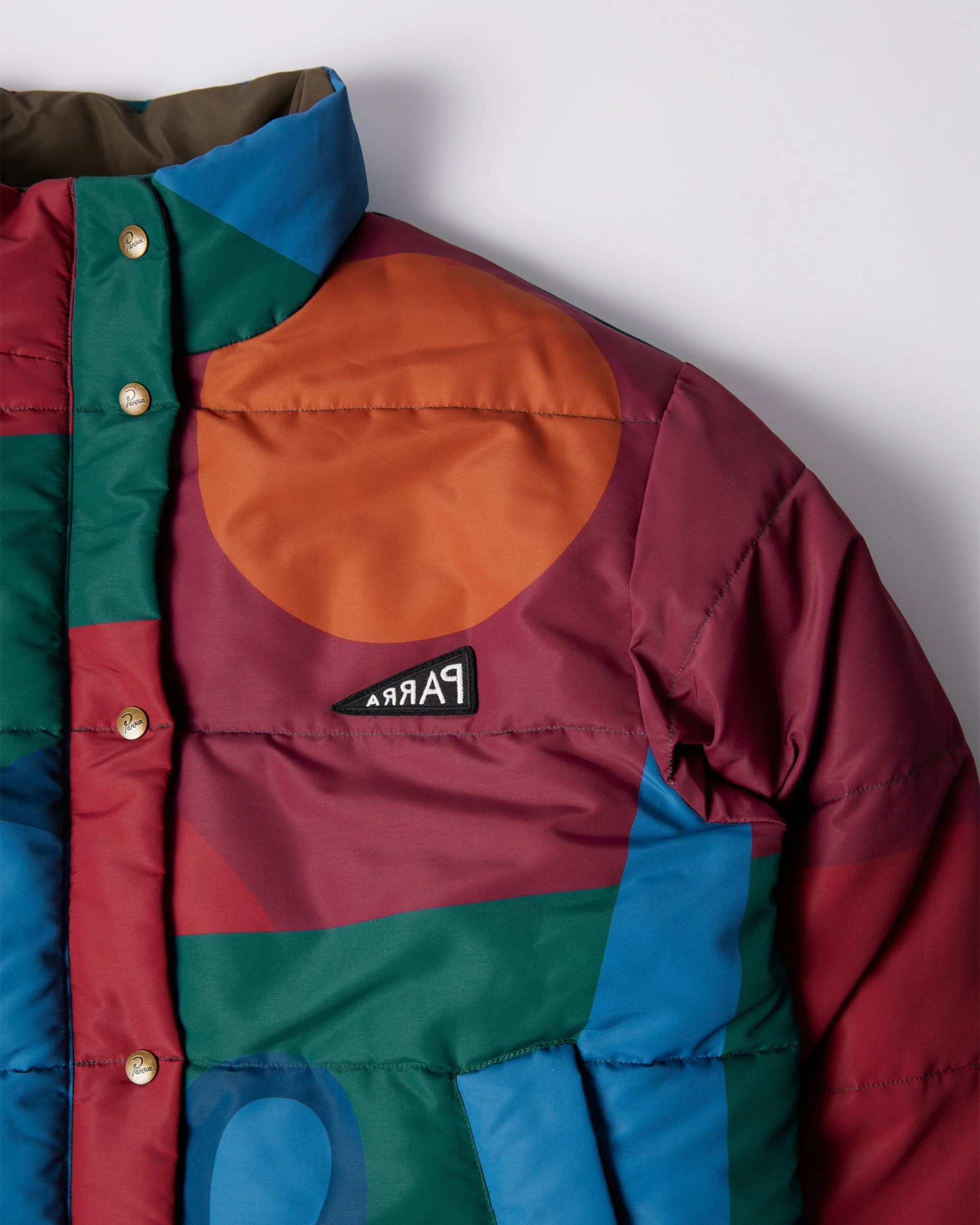 Protect the sun reversible puffer jacket - Image 12