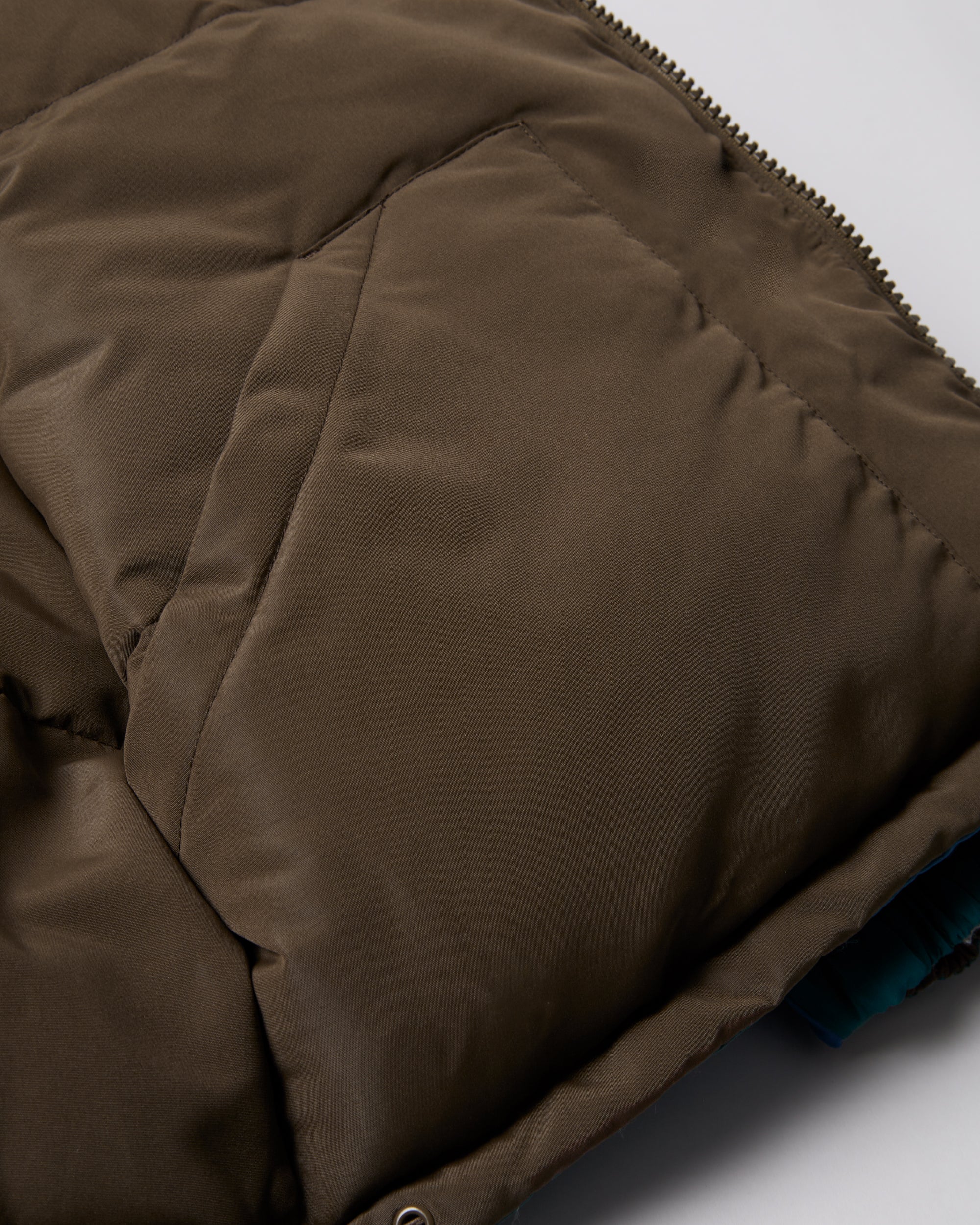 Protect the sun reversible puffer jacket - Image 15