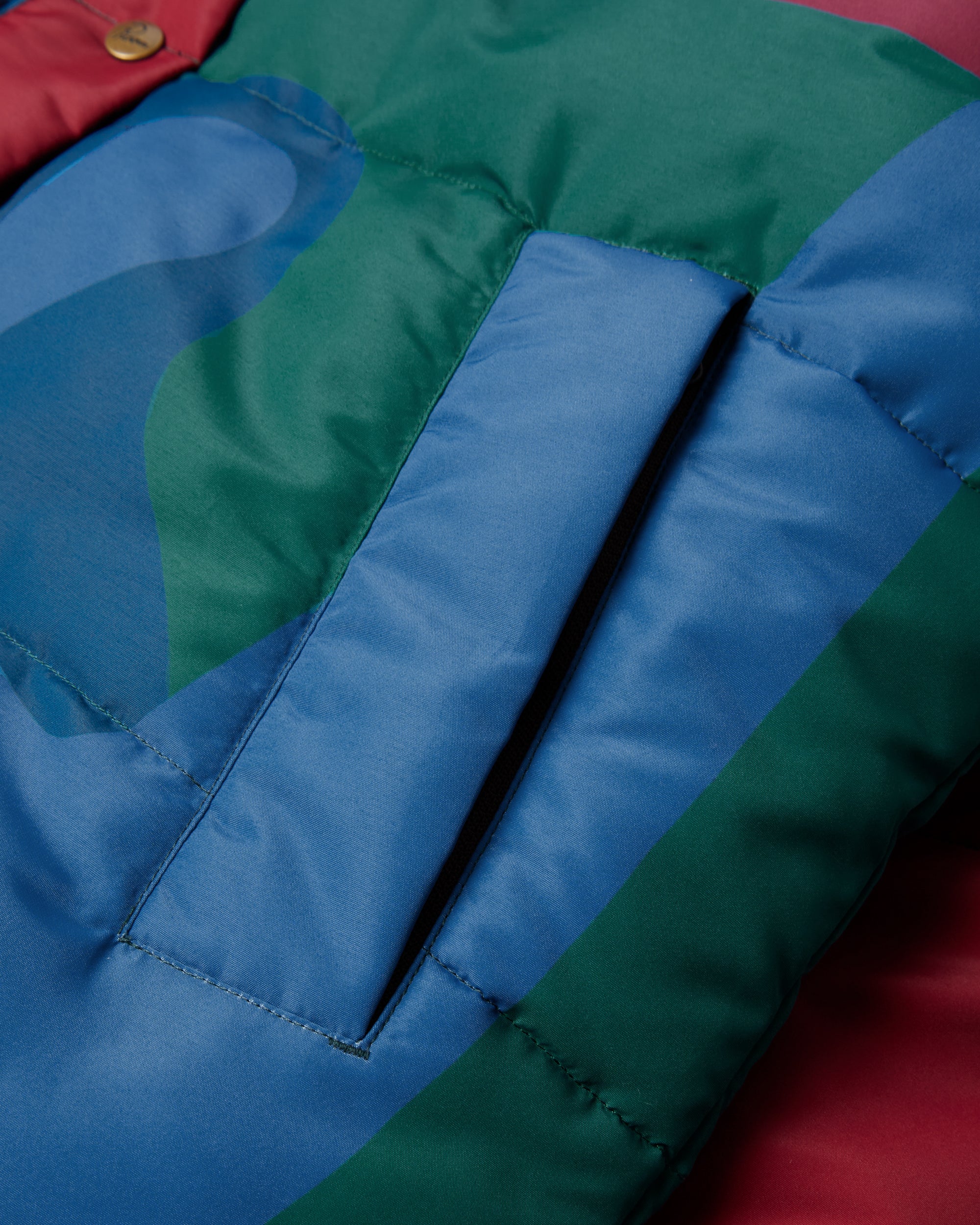 Protect the sun reversible puffer jacket - Image 8