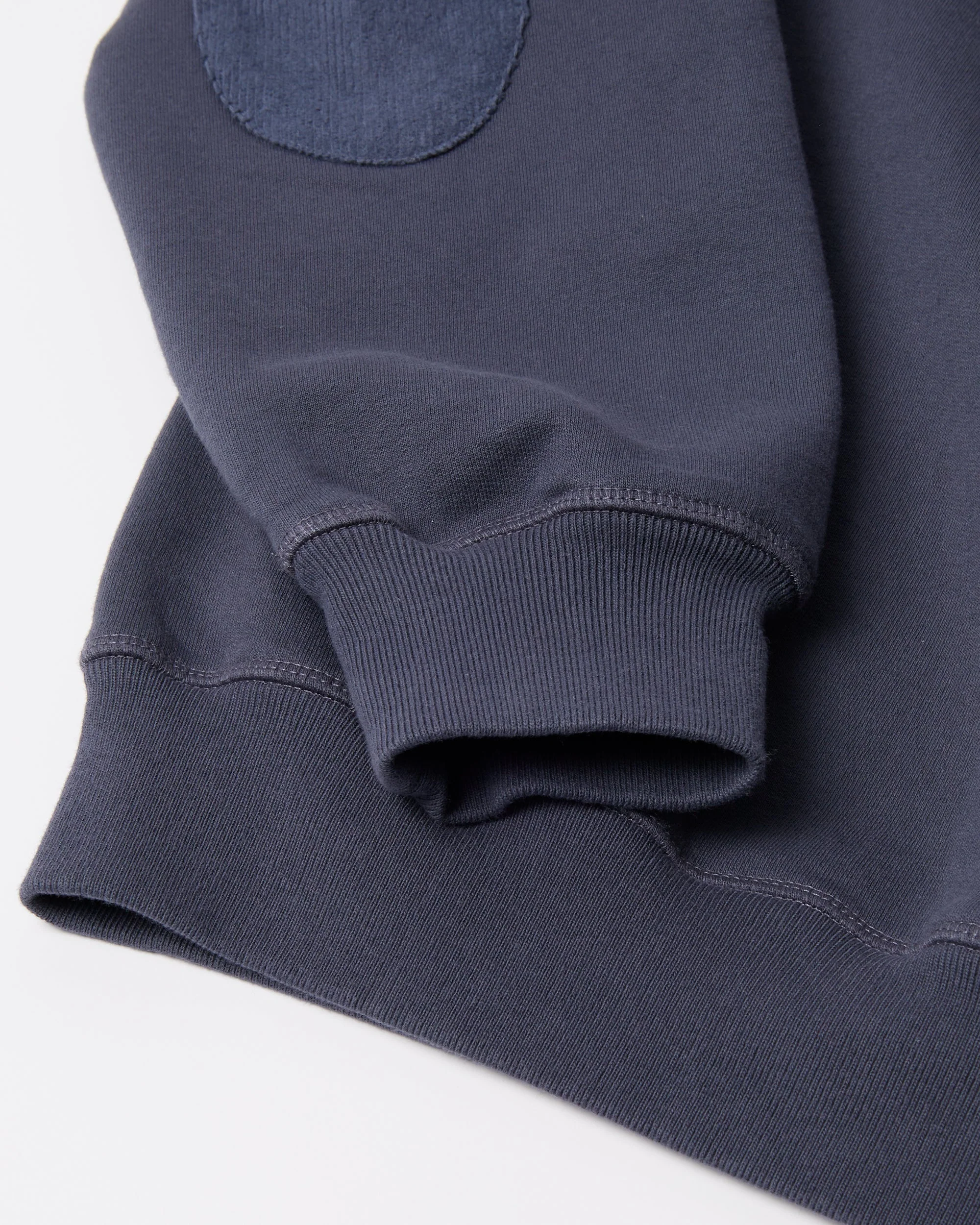 Tired champione crew neck sweatshirt - Image 6
